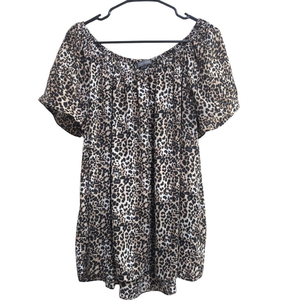 Vince Camuto Size Large Leopard Animal Print Off the Shoulder Short Sleeve Top